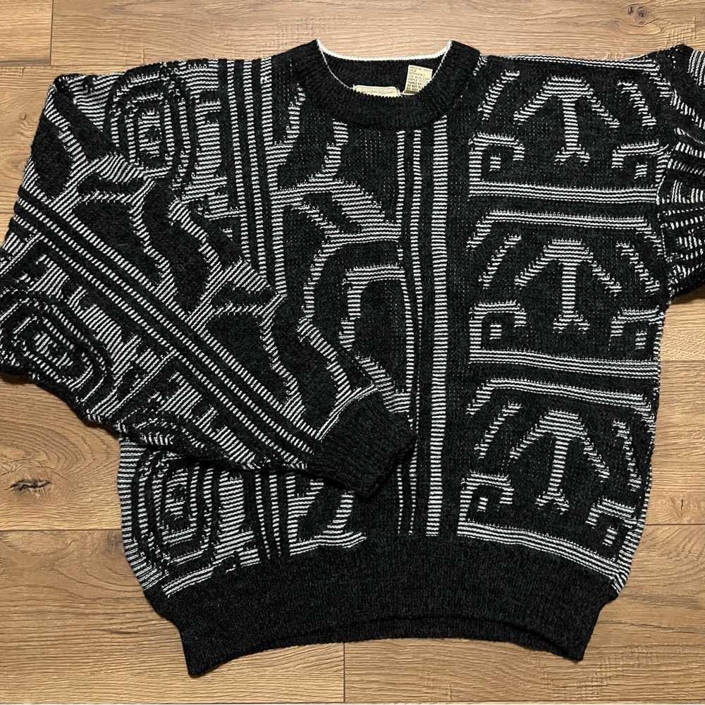 Vintage International Rough Cut Sweater Sz XL